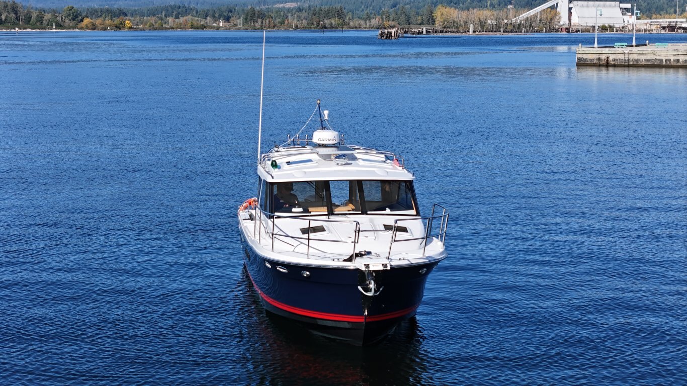 2019 Cutwater C 302 Coupe