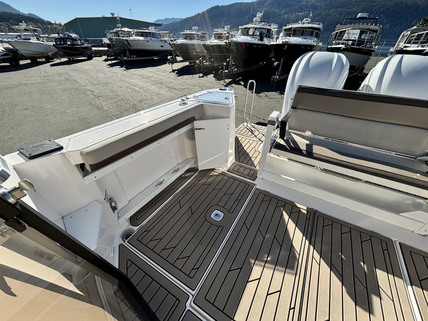 2026 Cutwater C 288 Coupe