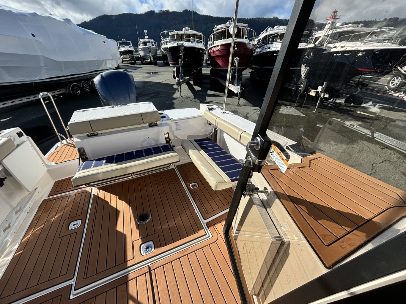 2021 Ranger Tugs R 27