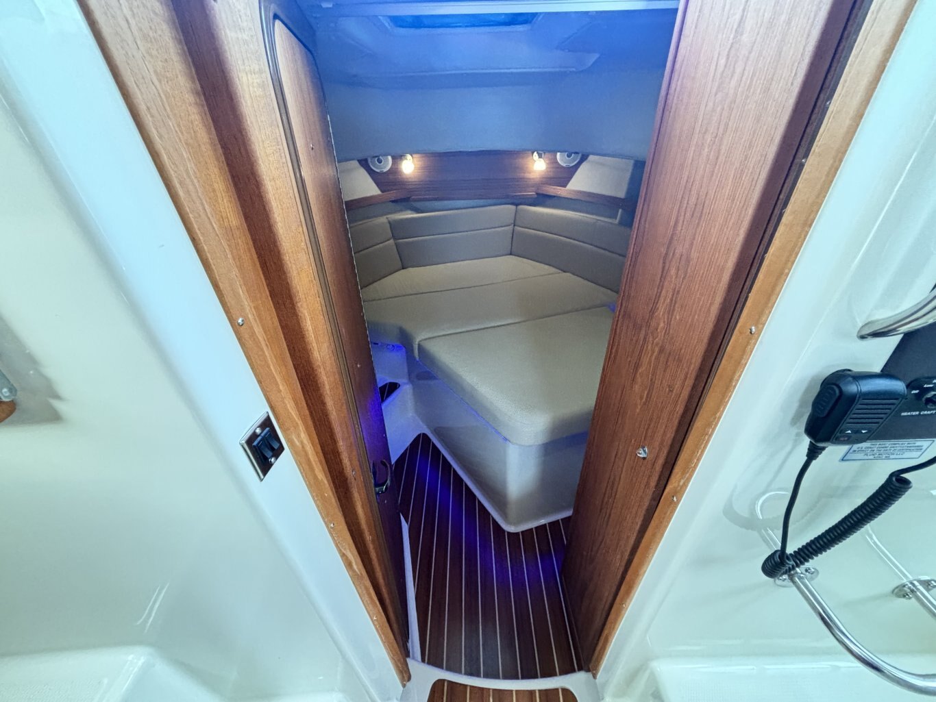 2021 Ranger Tugs R 31 CB