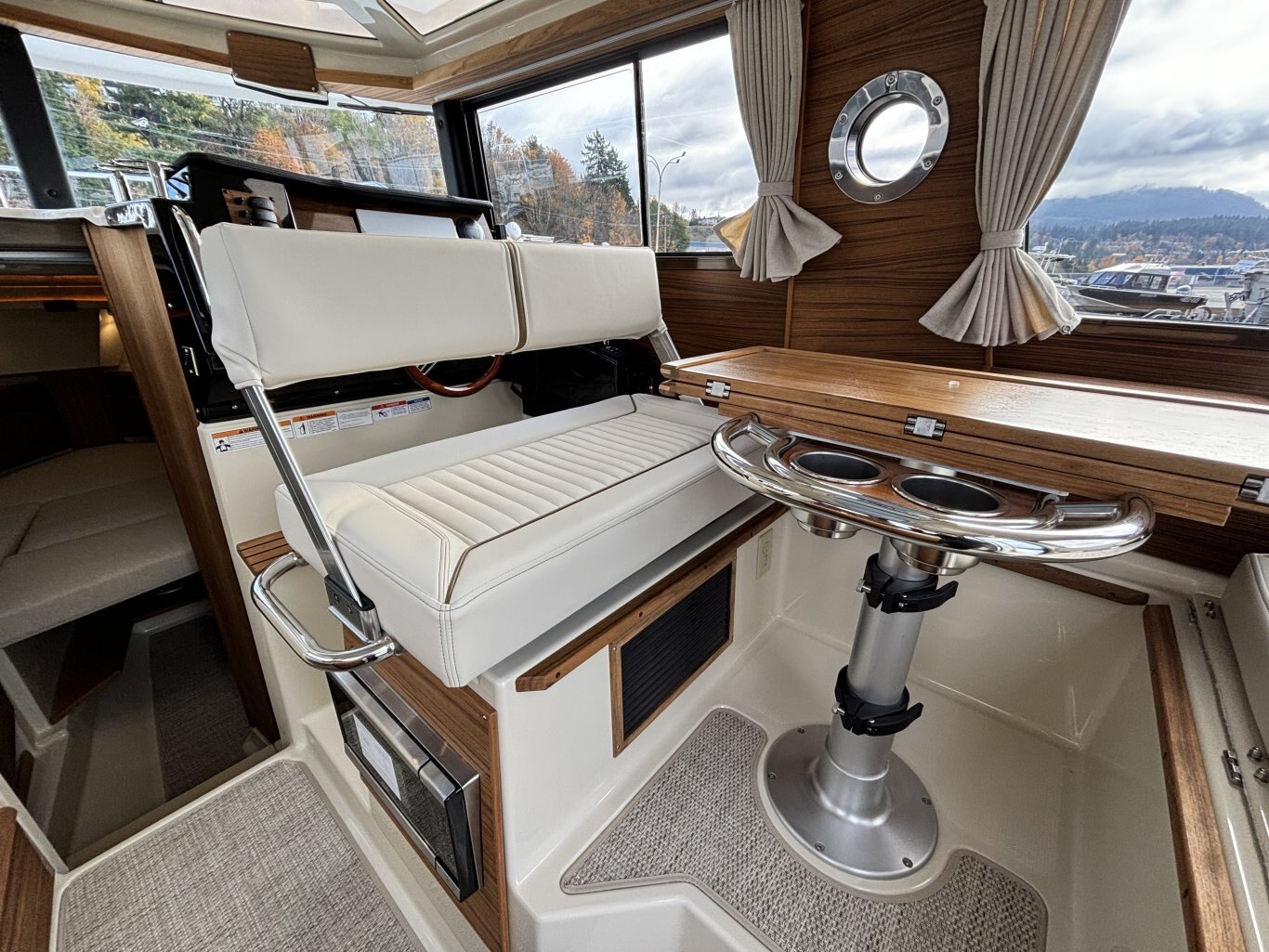 2026 Ranger Tugs R 27