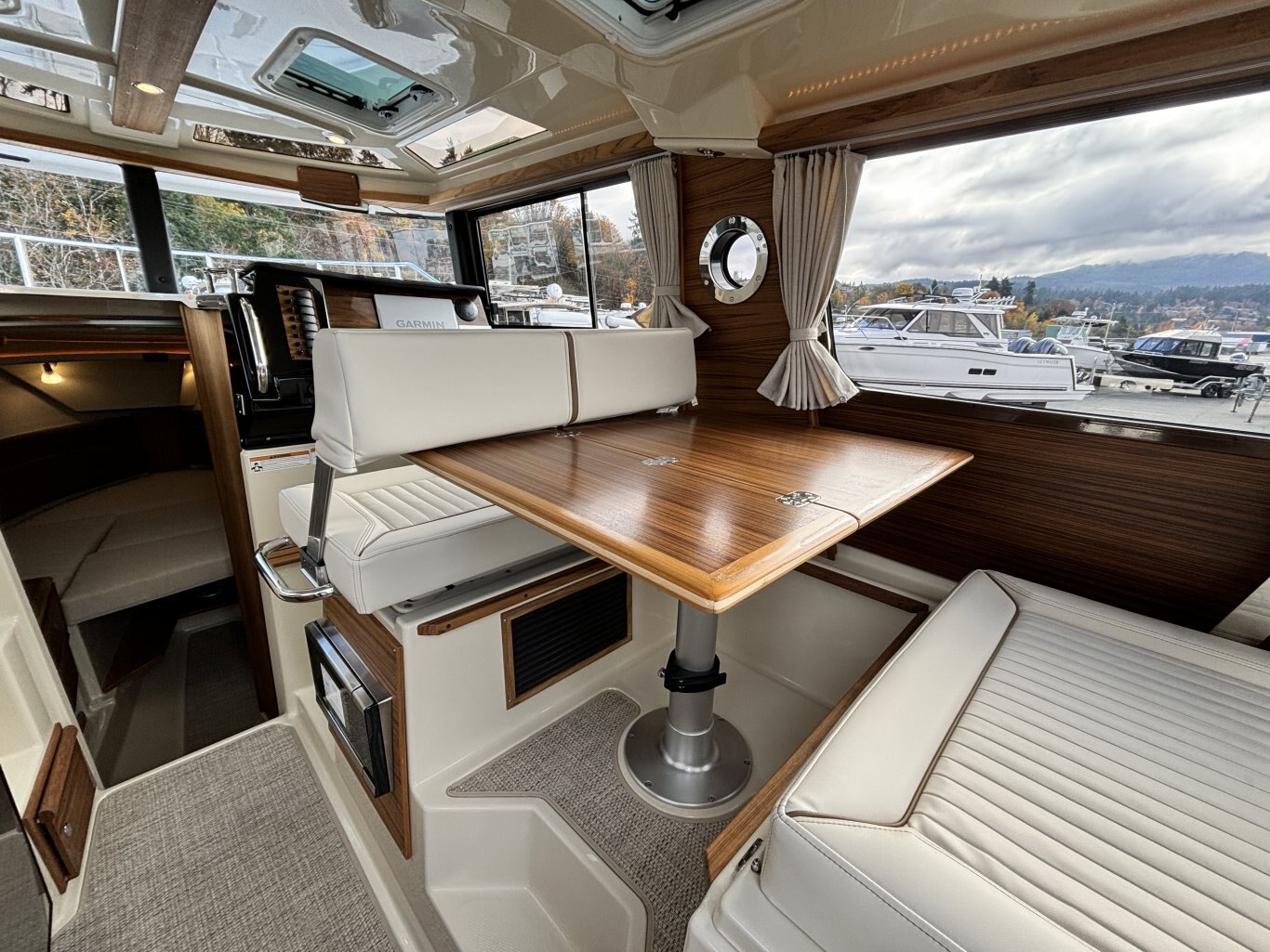 2026 Ranger Tugs R 27