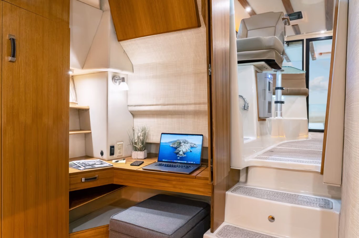 2026 Ranger Tugs R 43 CB