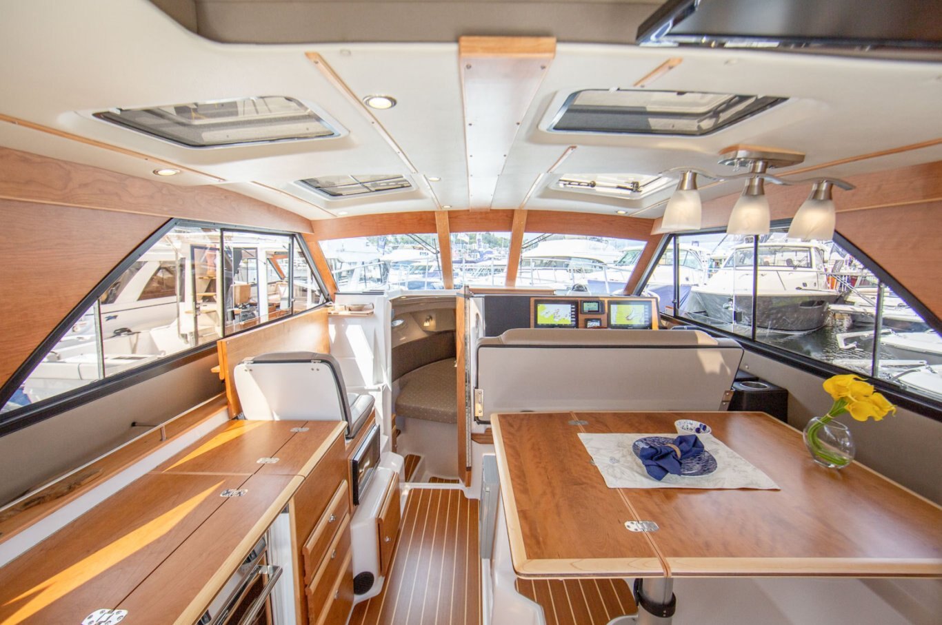 2026 Cutwater C 32 CB