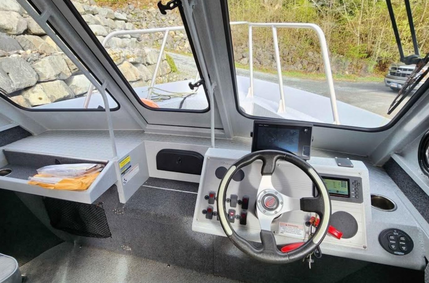 2017 Duckworth 22 Pacific Pro