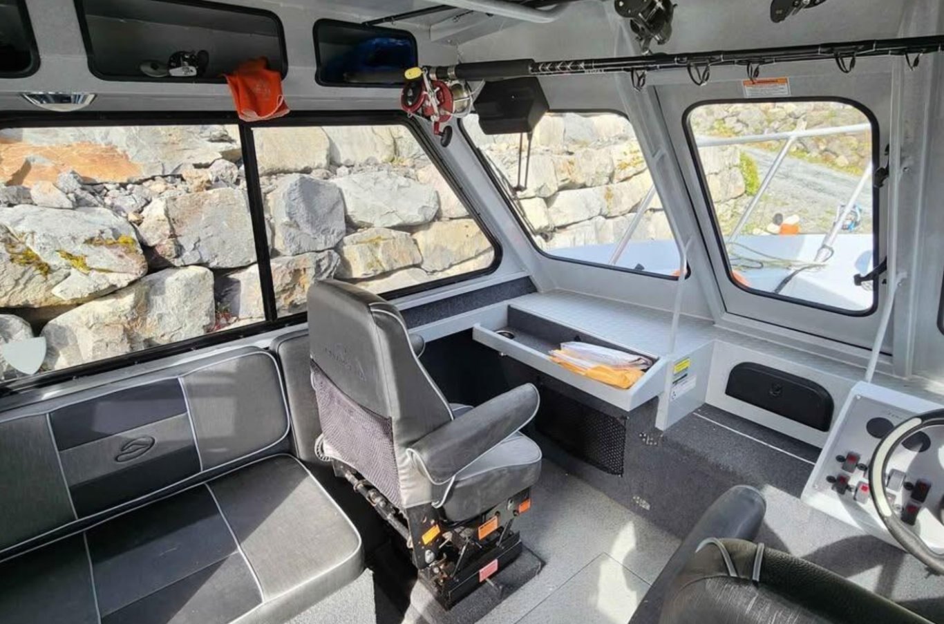 2017 Duckworth 22 Pacific Pro