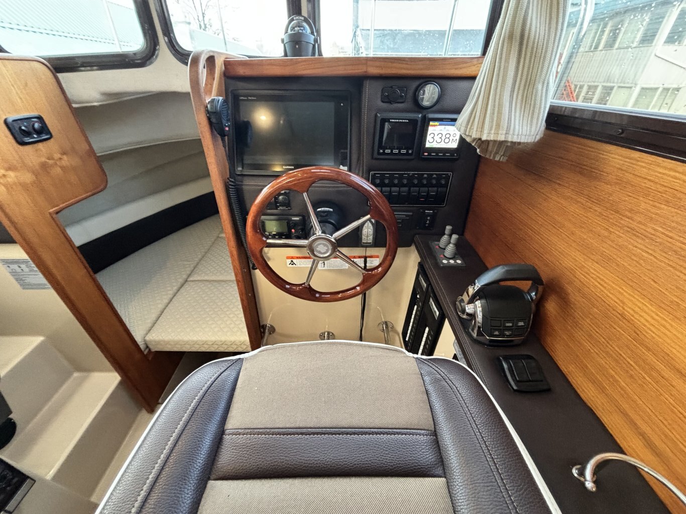 2017 Ranger Tugs R 27