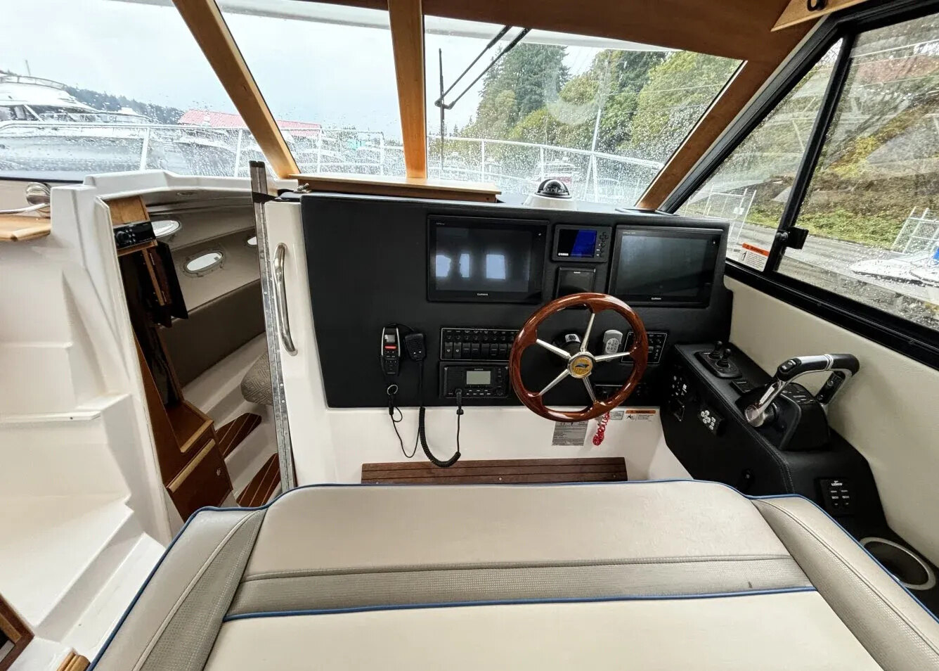 2019 Cutwater C 302 Coupe