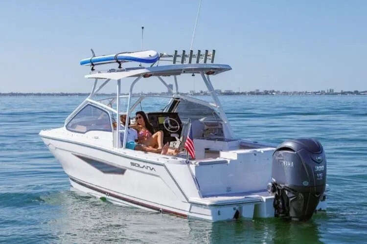 2025 Solara S 250 Dual Console