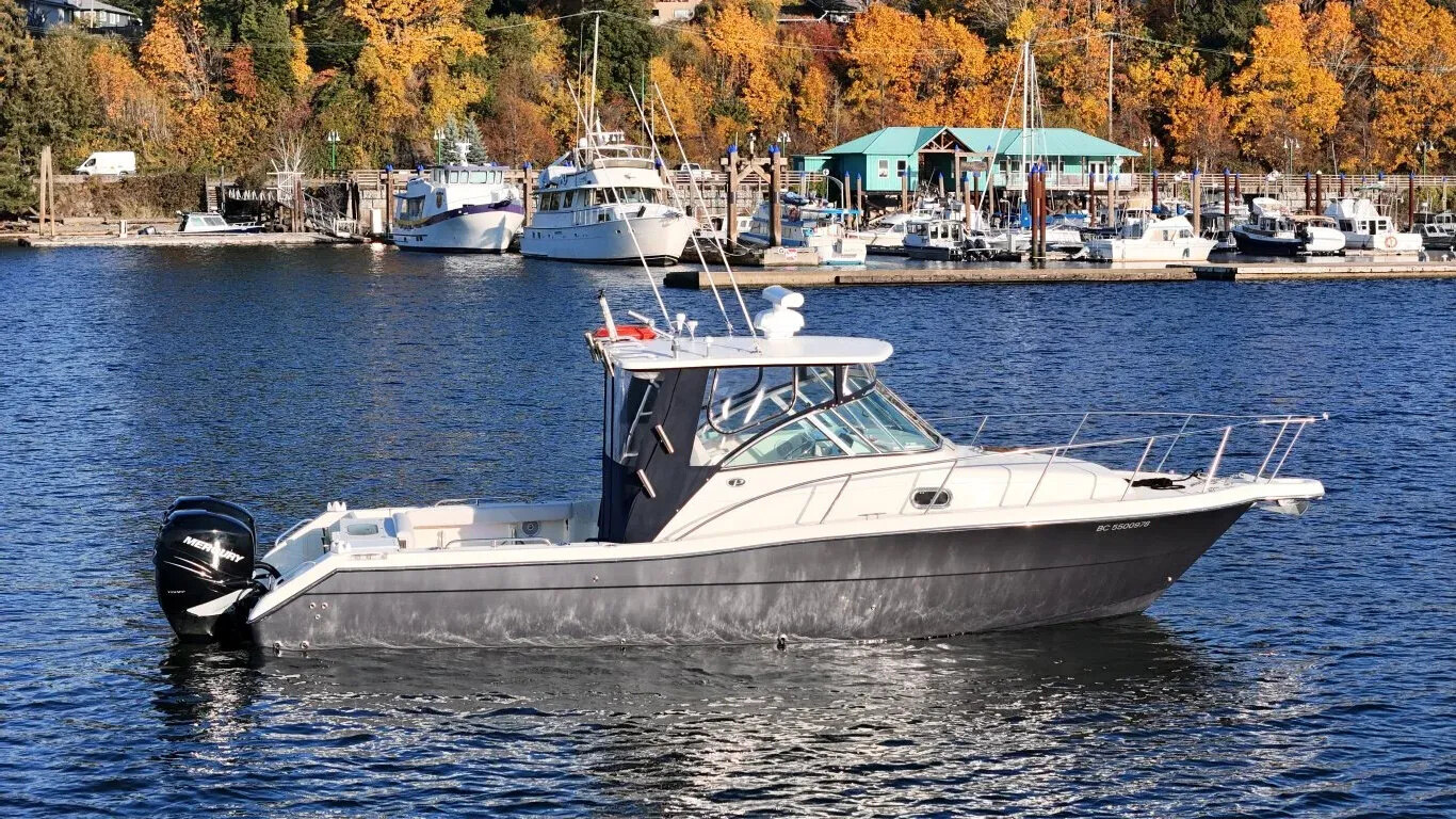 2006 Pursuit 3070 Offshore