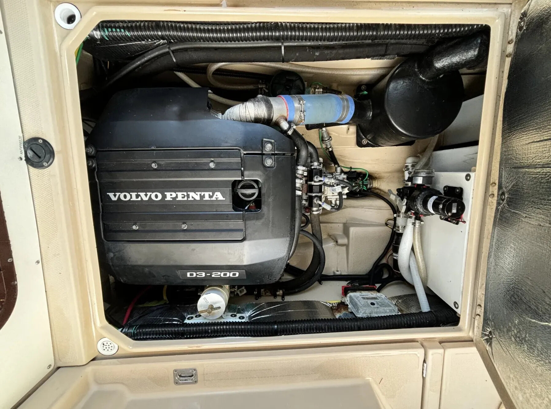 2017 Ranger Tugs R 27