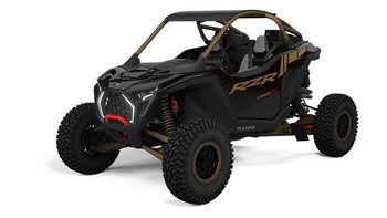 2025 Polaris RZR Pro R 4 Ultimate Black Crystal / Radiant Green