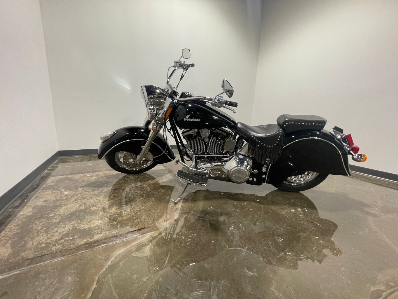COLLECTORS ALERT 1999 Indian Chief #517 of 1100