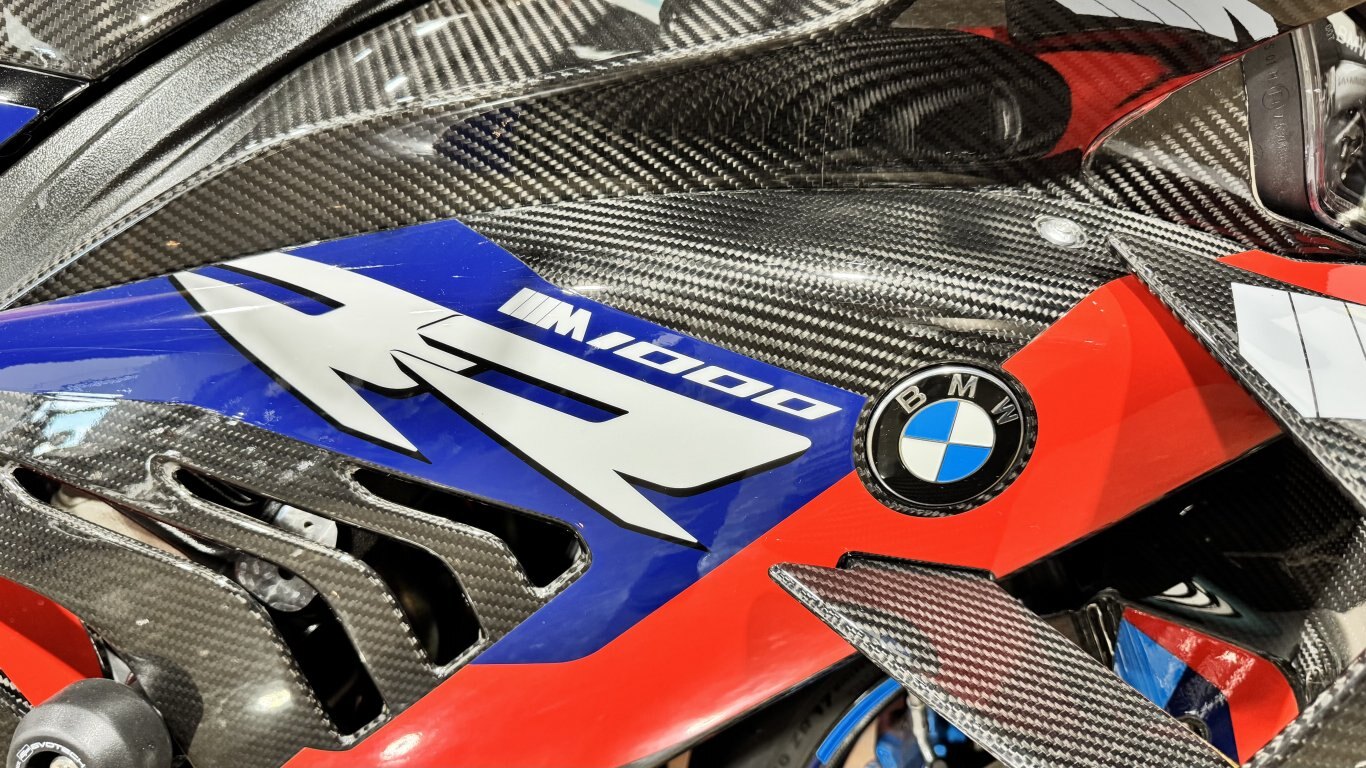 2023 BMW M1000RR M package competition