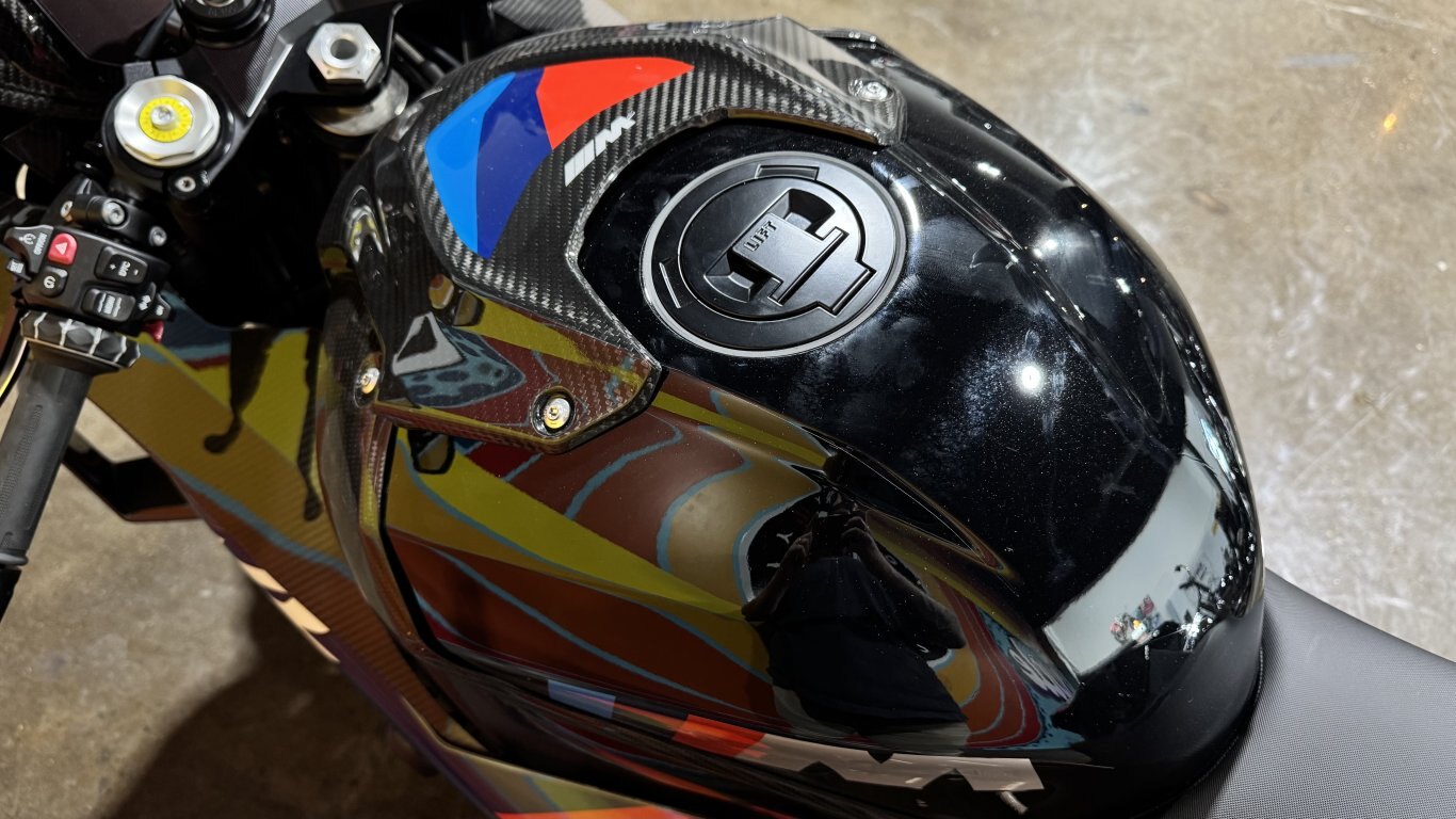 2023 BMW M1000RR M package competition