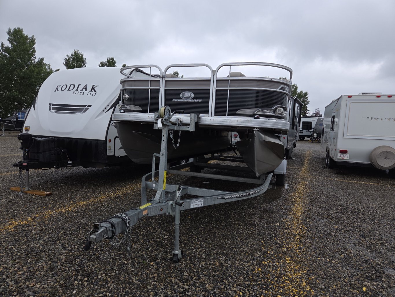 2018 Pinecraft Sportfisher 21