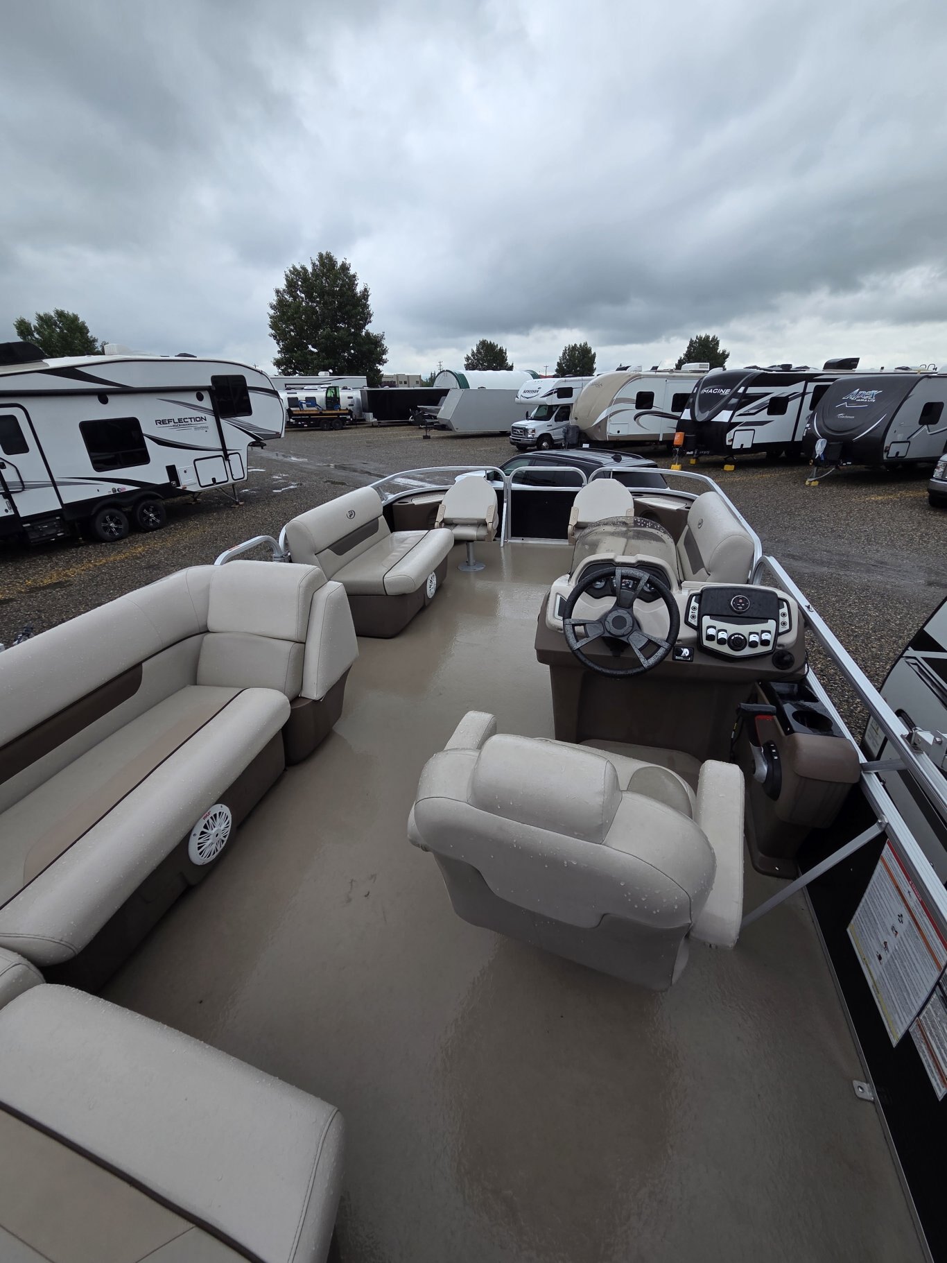 2018 Pinecraft Sportfisher 21