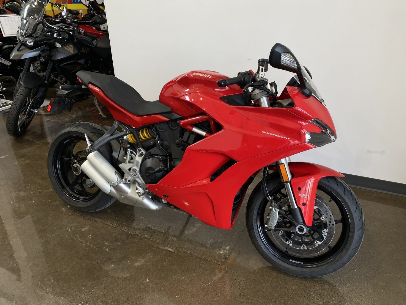 2017 Ducati SuperSport RED