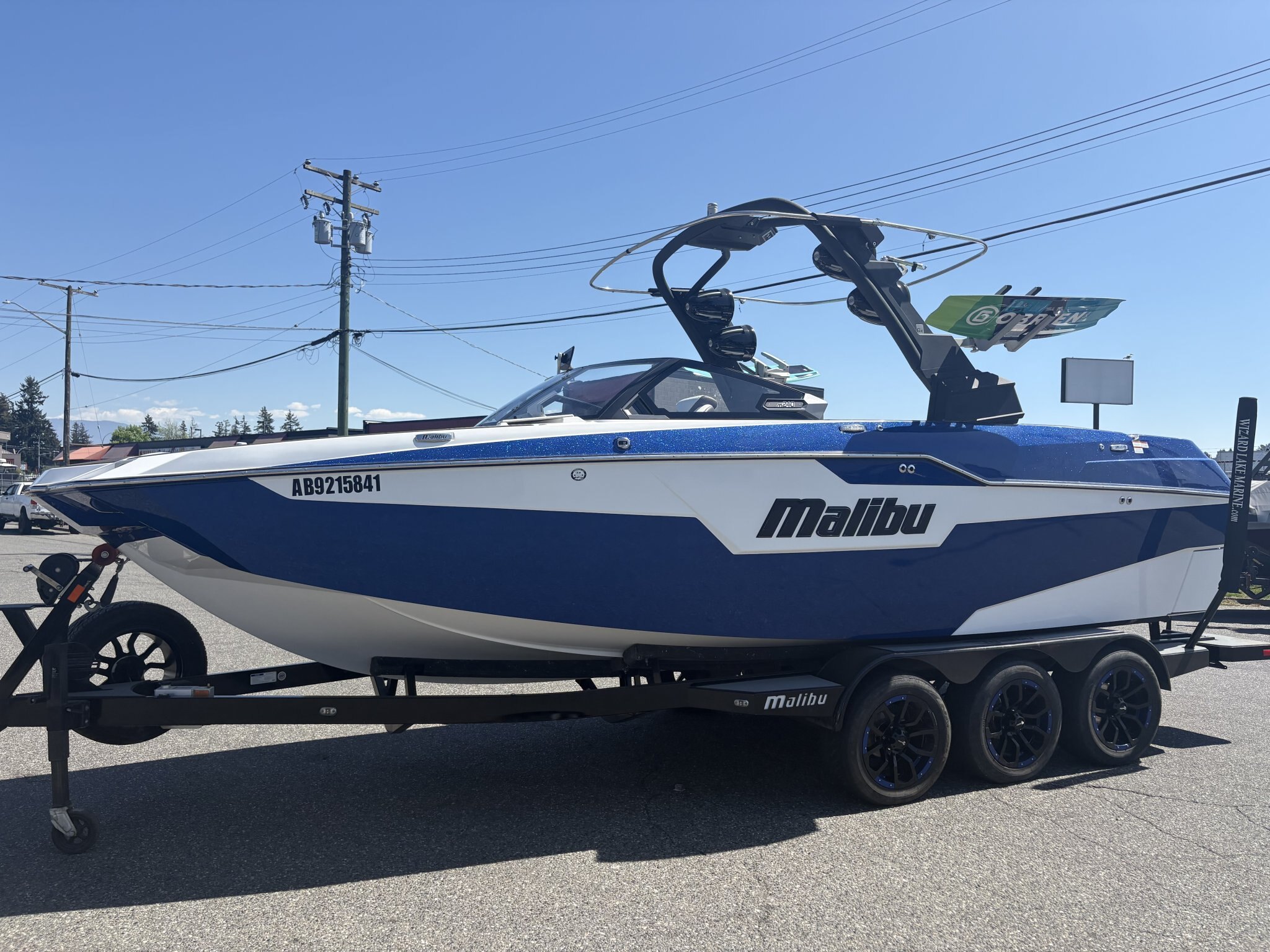 2021 MALIBU M240 ***FINANCING AVAILABLE*** AND WE DELIVER LAKE SIDE!