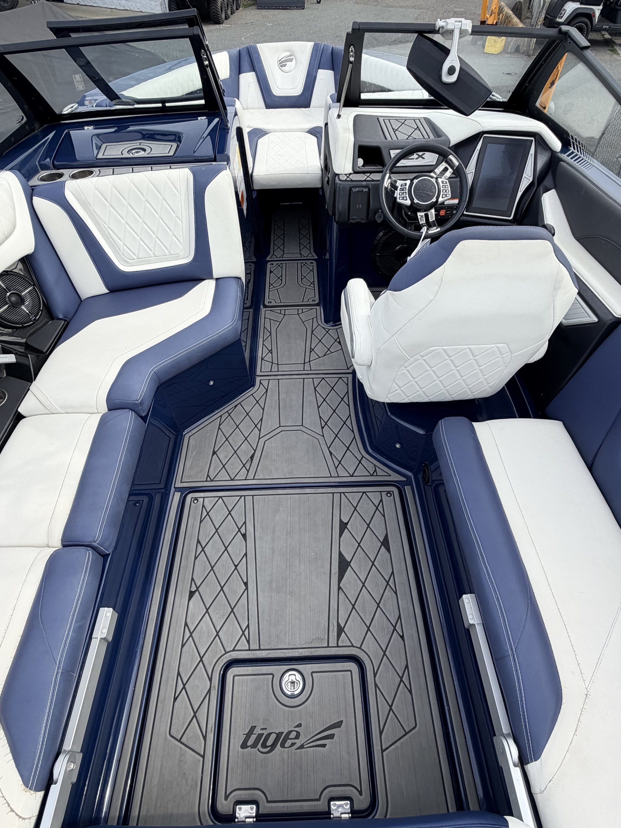 2022 Tige 23 ZX  – Premium Surf Boat ***FINANCING AVAILABLE***