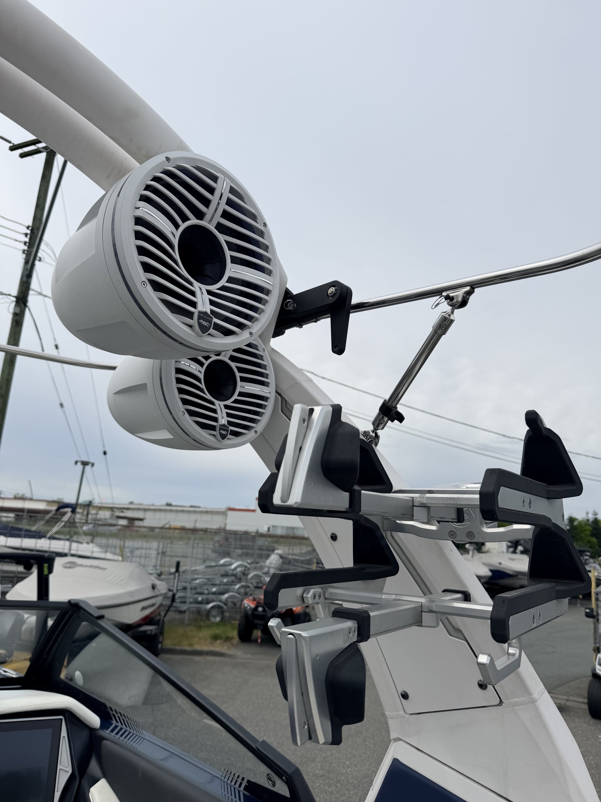 2022 Tige 23 ZX  – Premium Surf Boat ***FINANCING AVAILABLE***