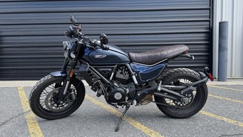 2025 Ducati NIGHTSHIFT