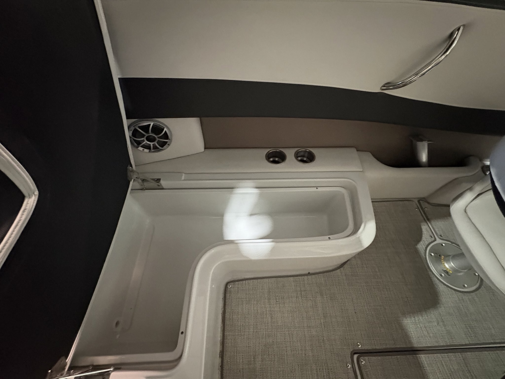 2022 Crownline 240 SS