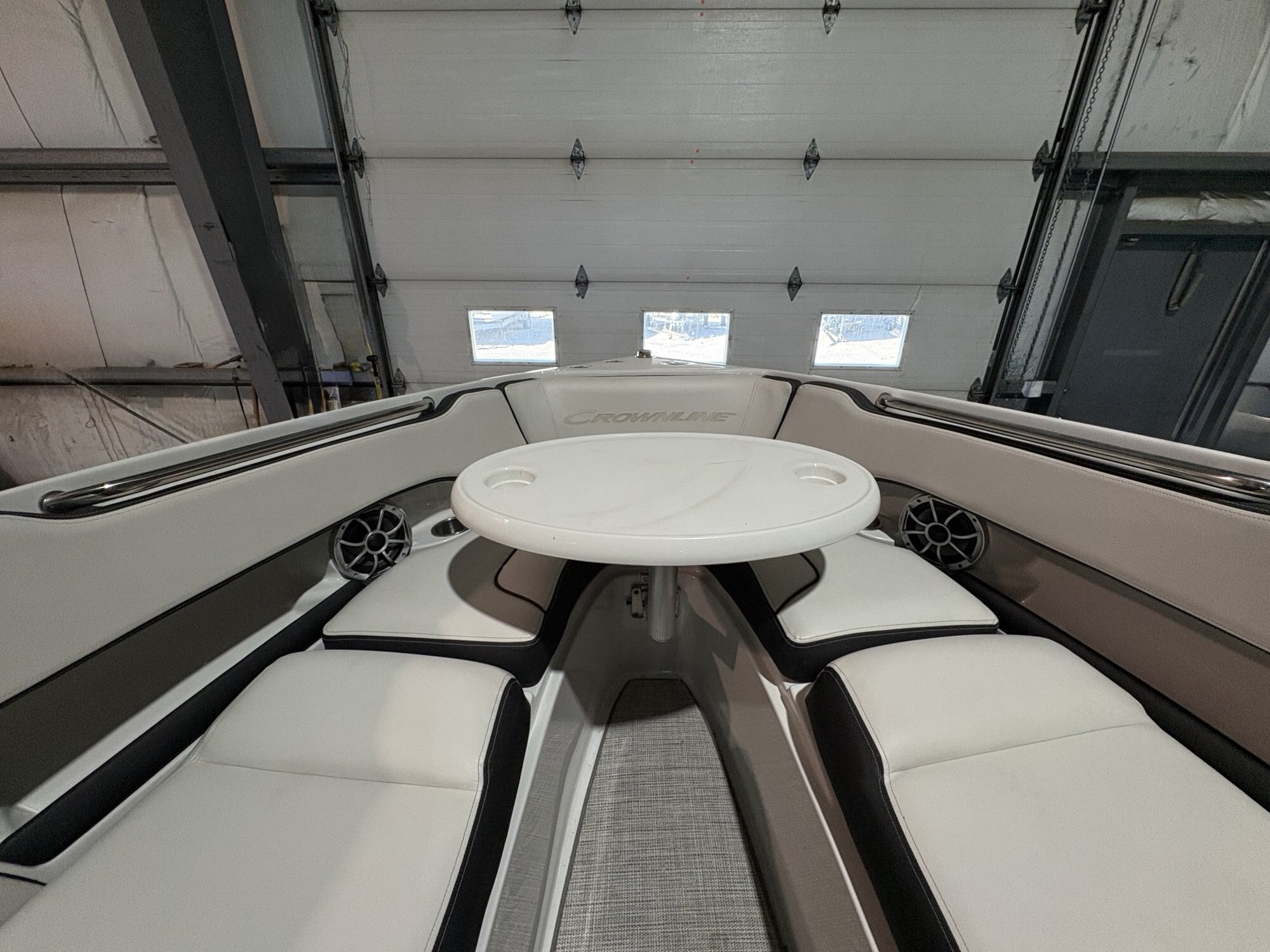 2022 Crownline 240 SS
