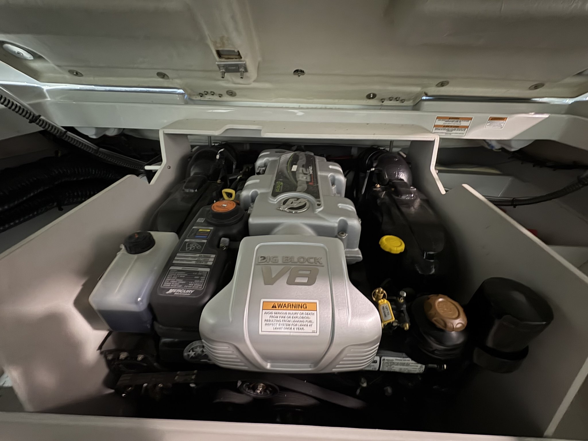 2022 Crownline 240 SS