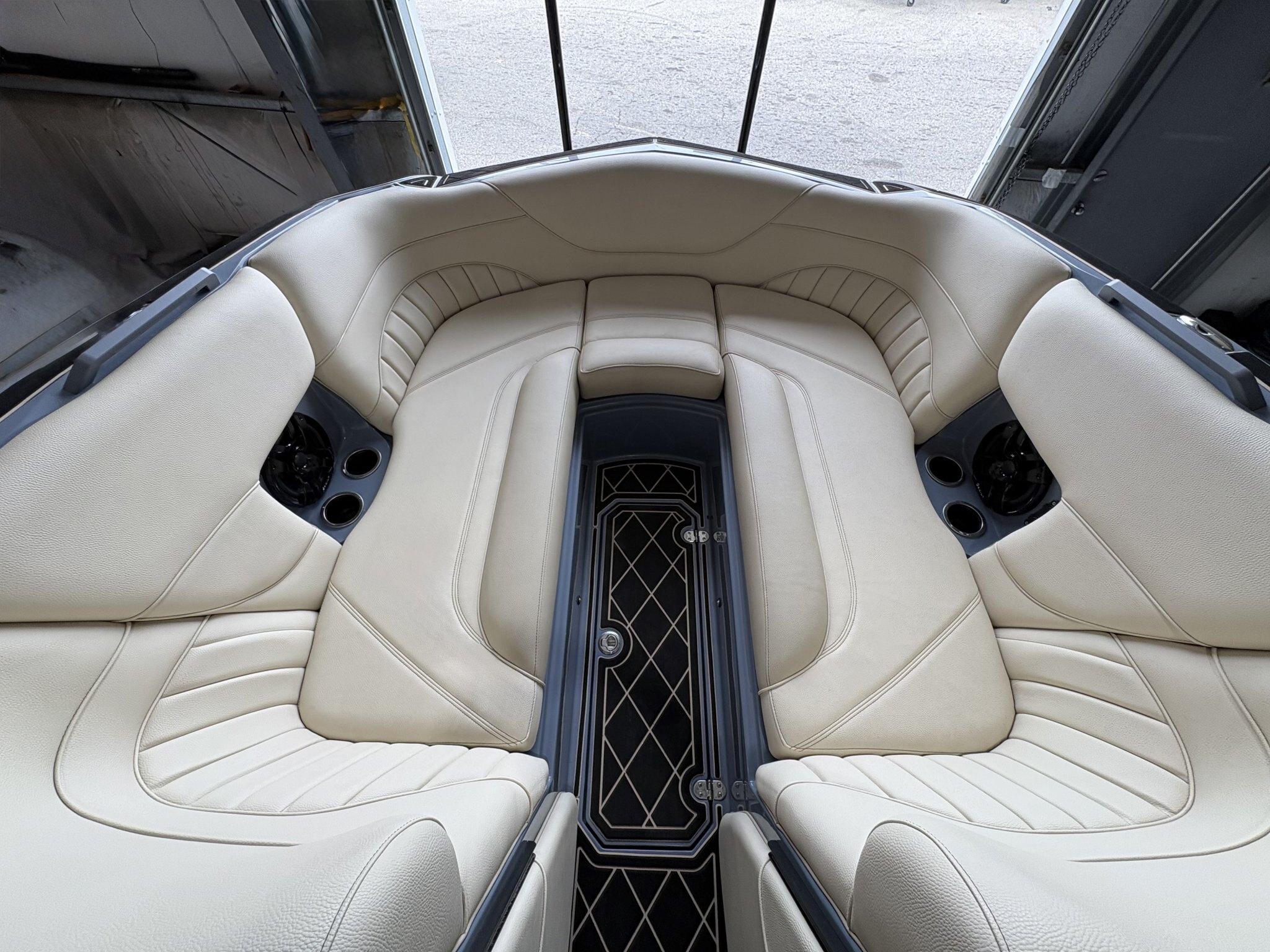 2025 MB SPORTS B52 25' ALPHA