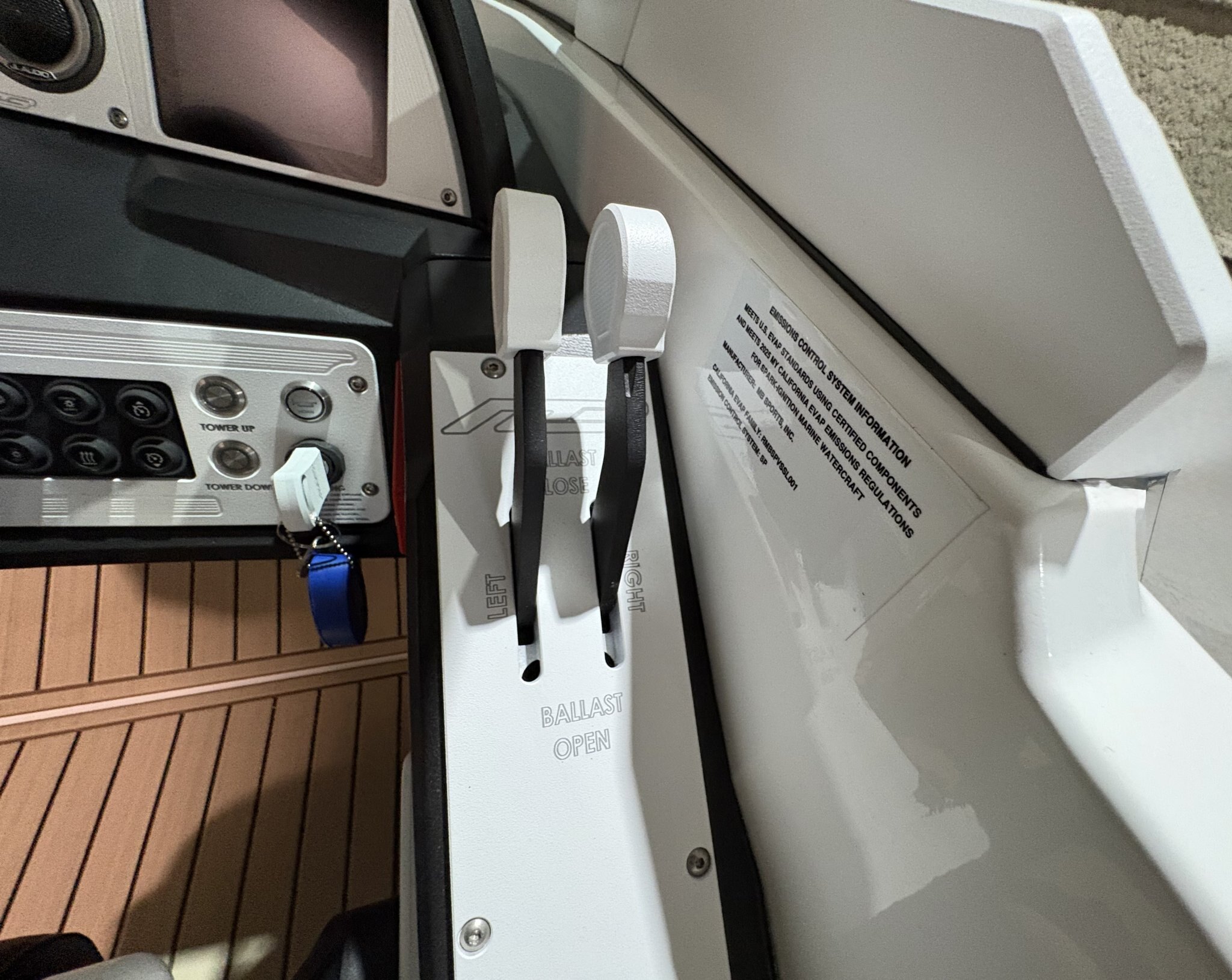 2025 MB SPORTS Tomcat F22' Alpha