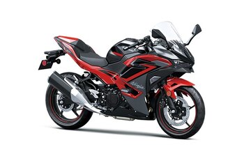 2025 Kawasaki NINJA 500 SE