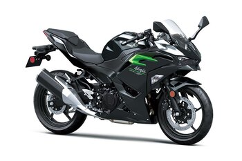 2025 Kawasaki NINJA 500 SE