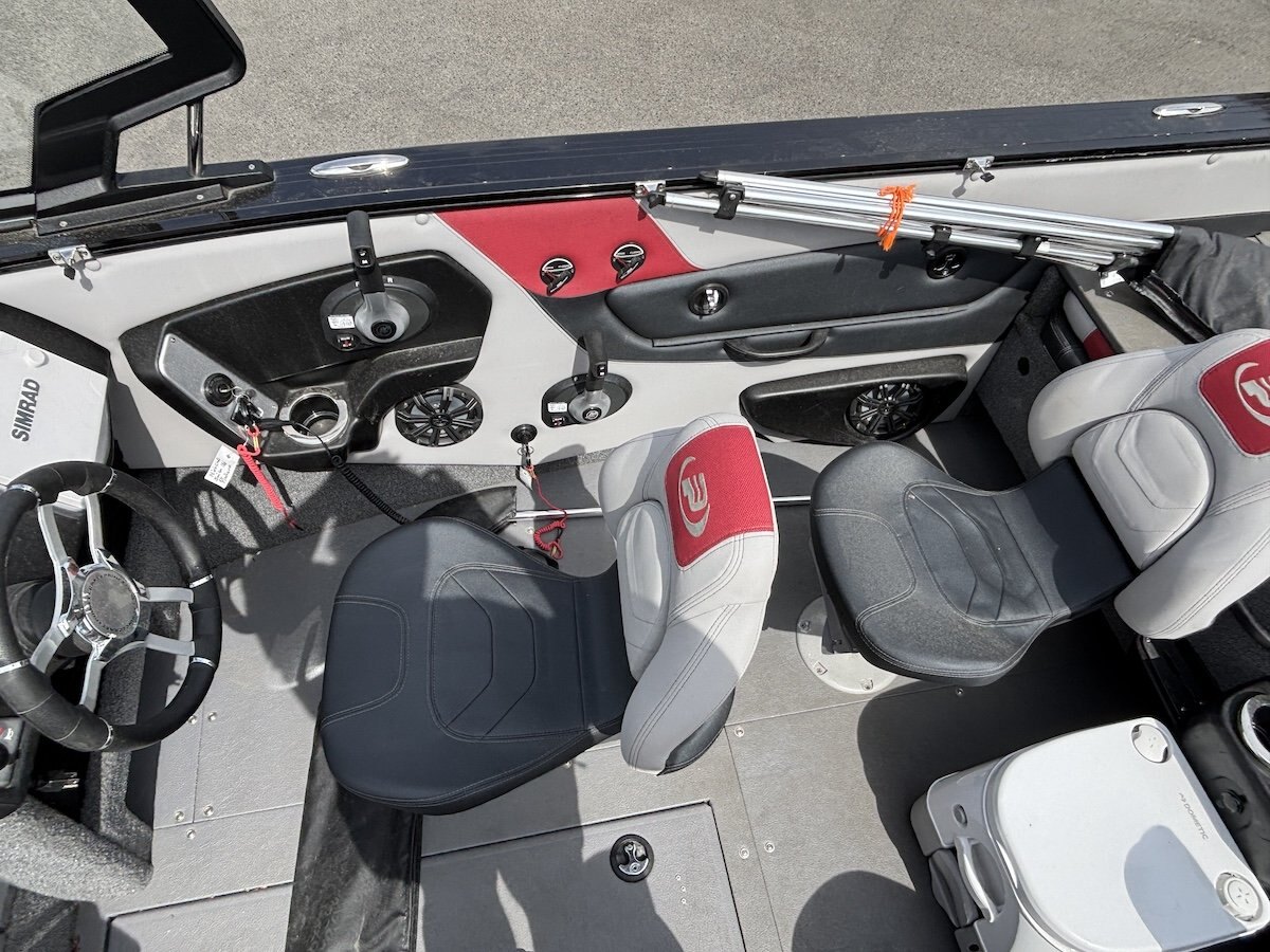 2021 Princecraft Platinum SE 186