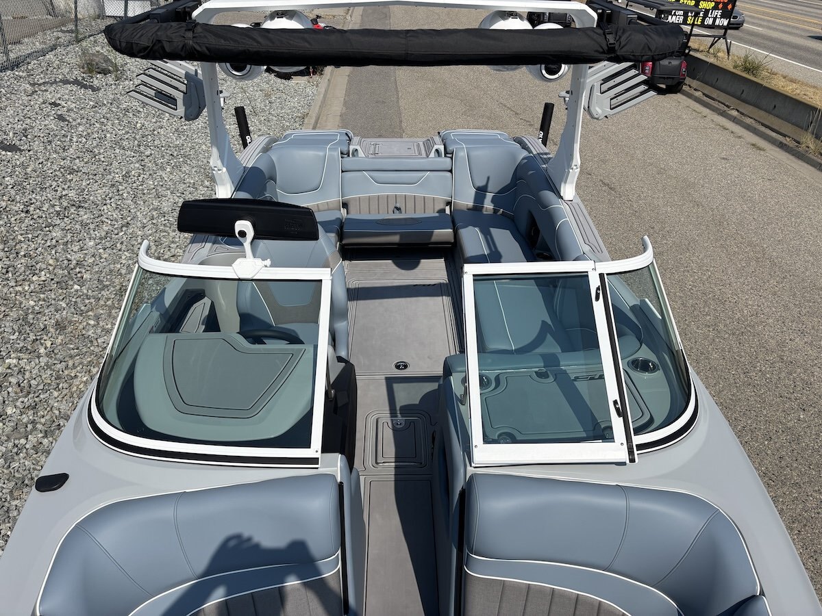 2027 MB Sports ALPHA B52 23