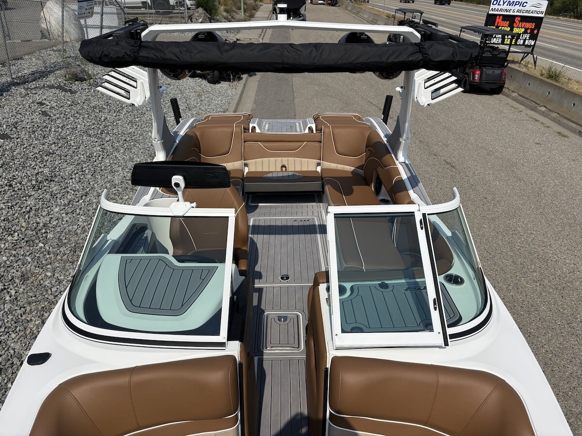 2027 MB Sports ALPHA B52 23