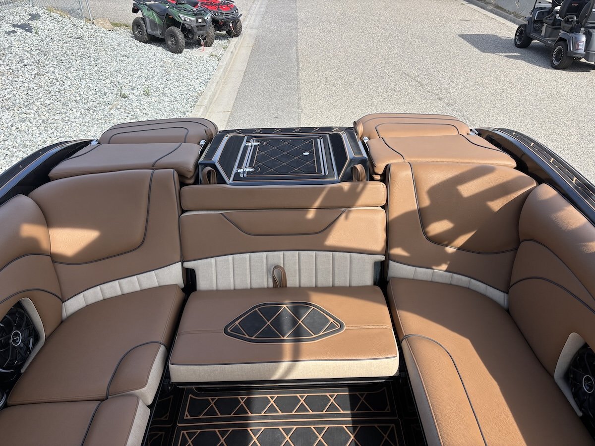 2027 MB Sports ALPHA B52 23