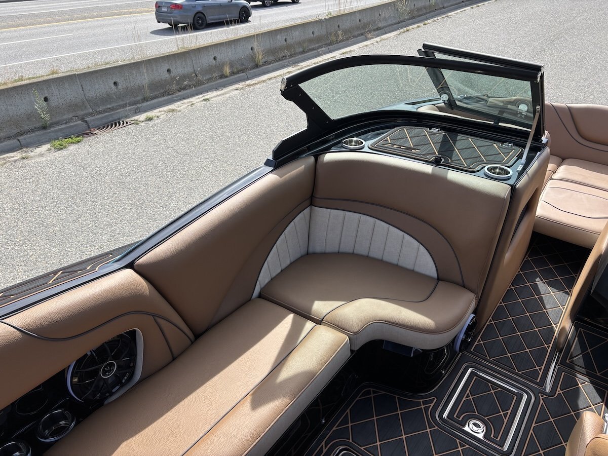 2027 MB Sports ALPHA B52 23