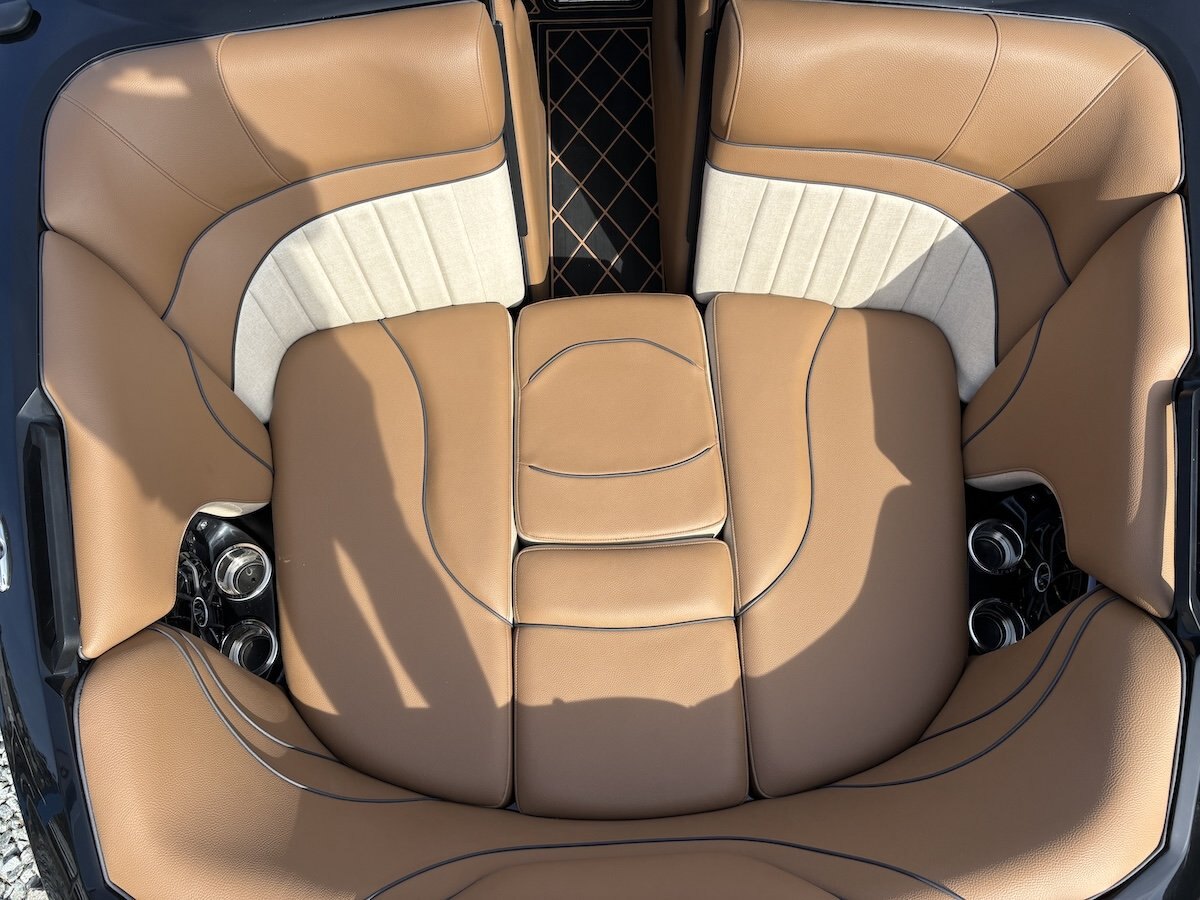 2027 MB Sports ALPHA B52 23