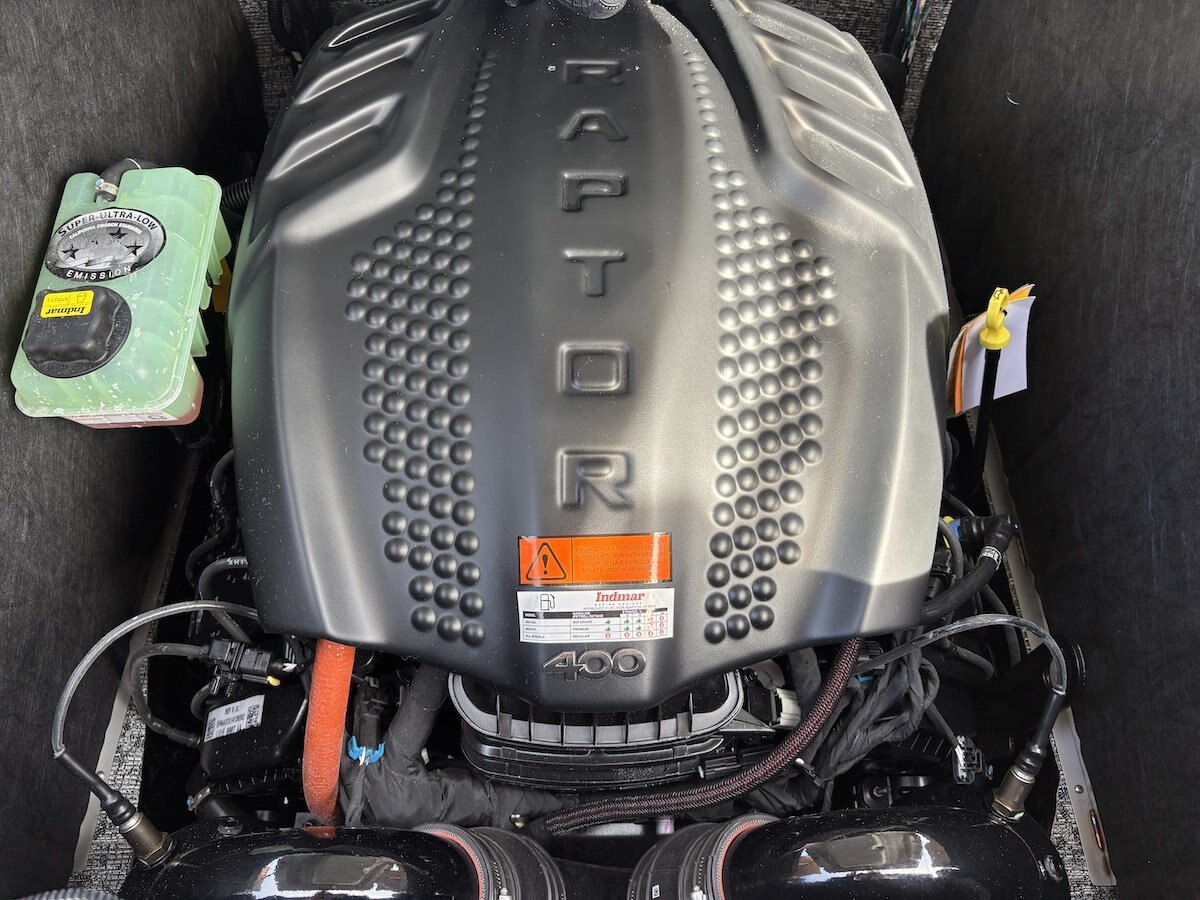 2027 MB Sports ALPHA B52 23