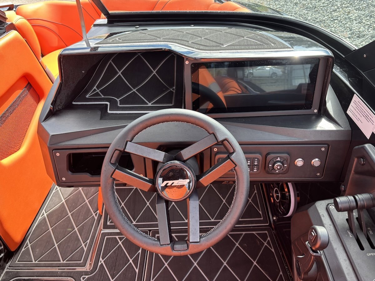 2027 MB Sports ALPHA B52 23