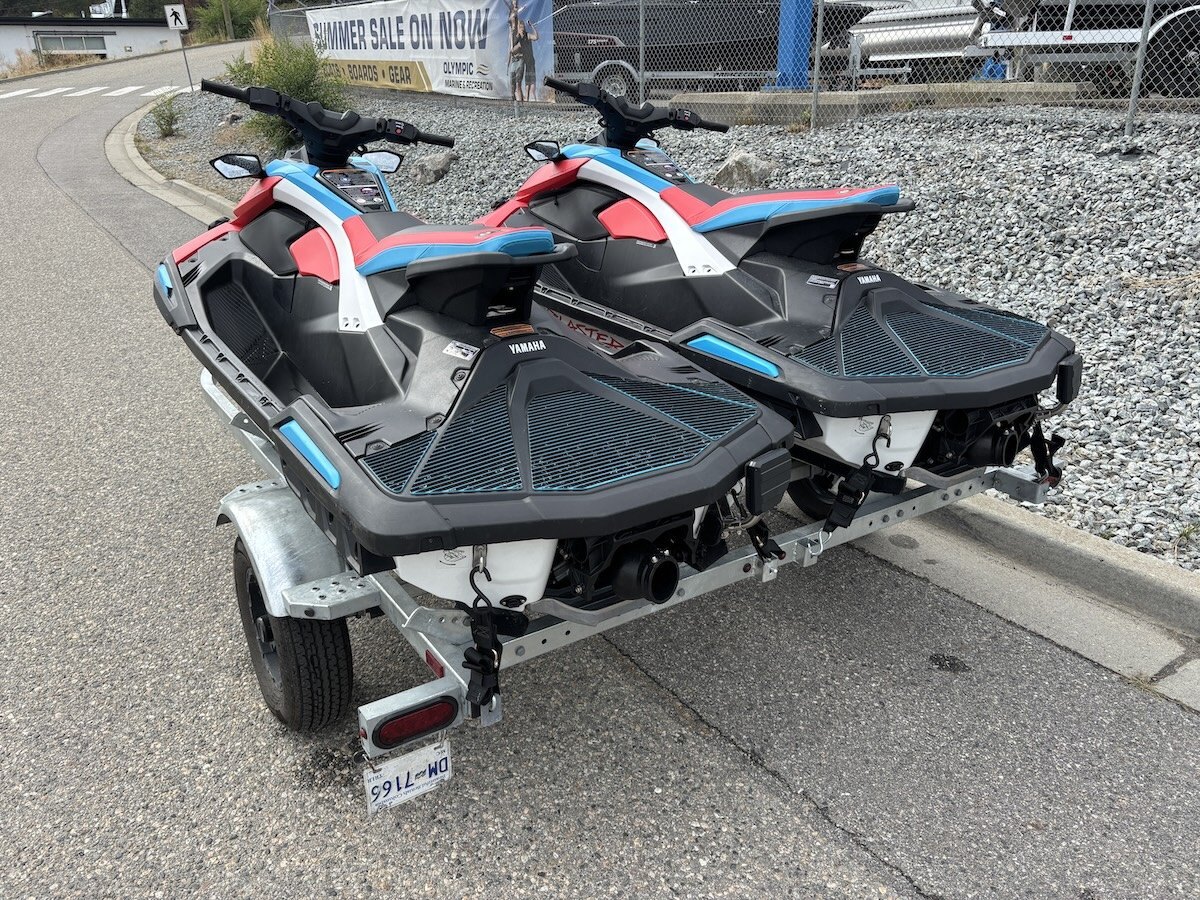 2025 Yamaha Jetblaster DLX 3 UP X2