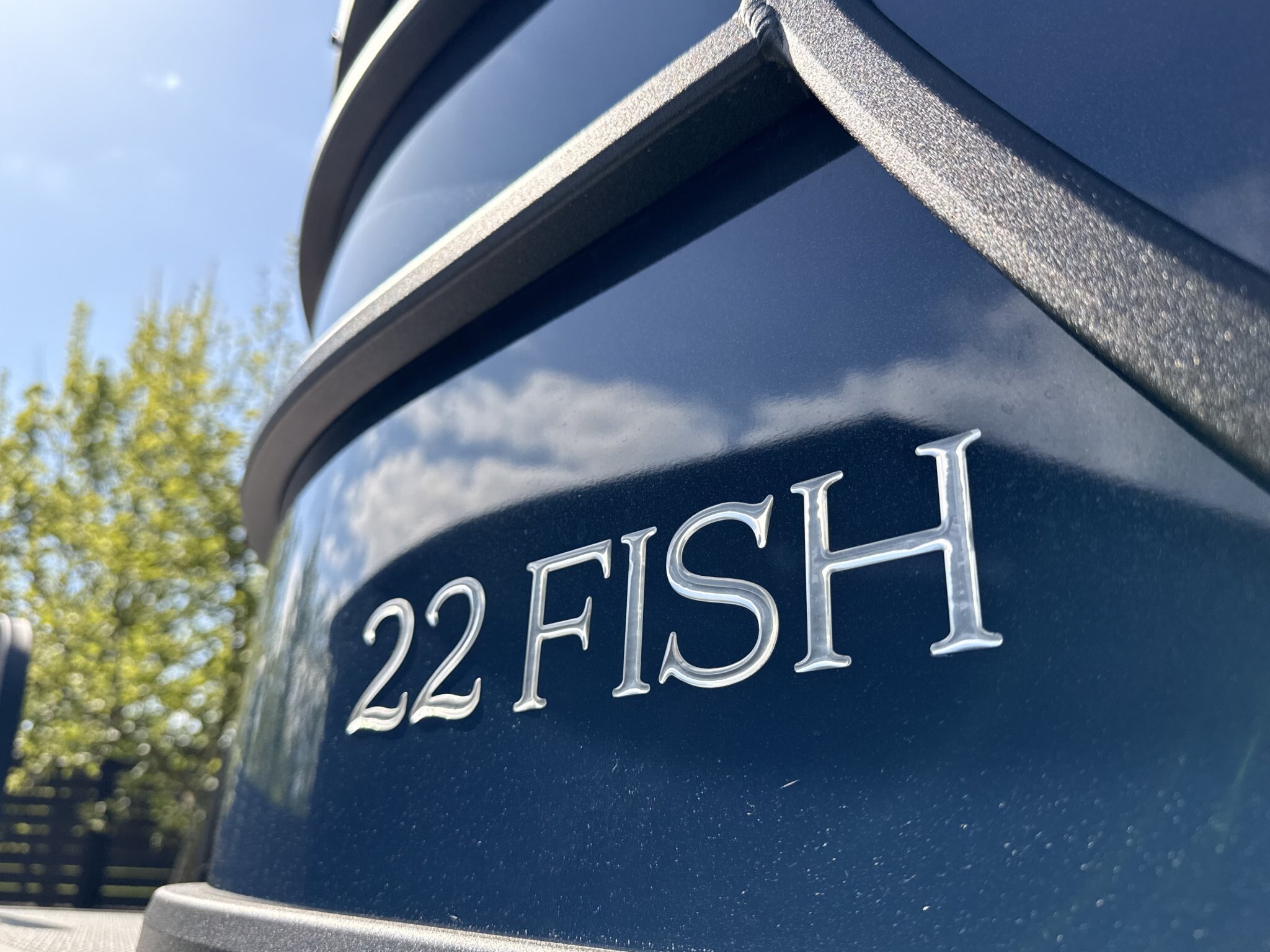 2024 BENTLEY PONTOONS FISH 223 CENTER WALK THROUGH