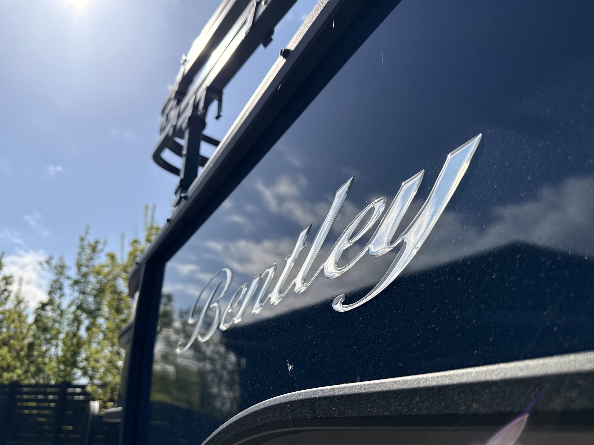 2024 BENTLEY PONTOONS FISH 223 CENTER WALK THROUGH