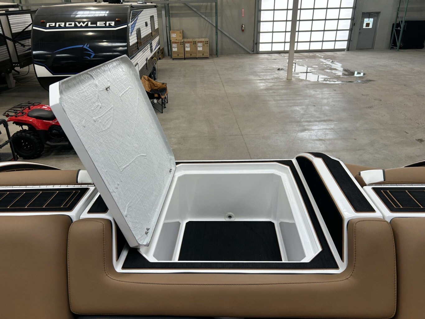 2025 MB Sports B52 25 ALPHA $324/week Ultimate Exceptional Surf!