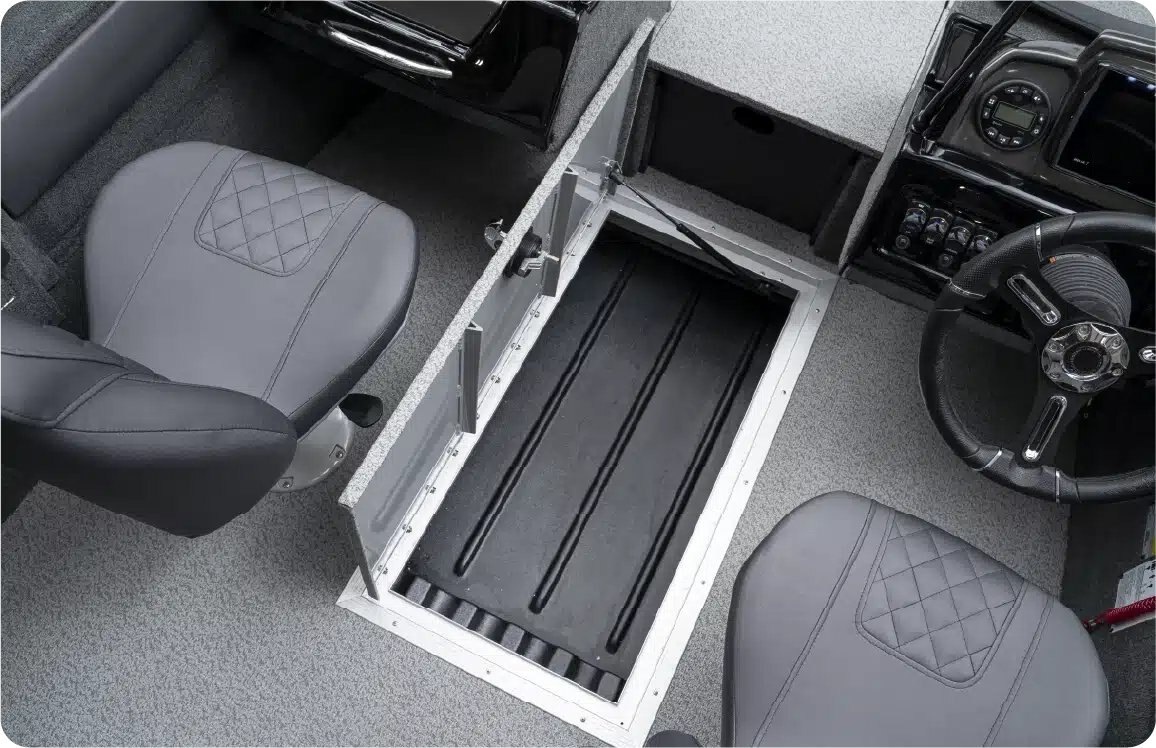 2025 Legend 17 XT Chilli Pepper Red