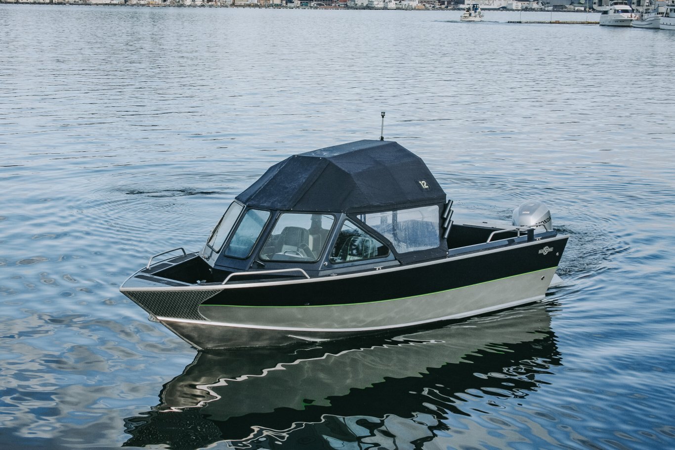 ALLIED BOATS — WARHAWK P22