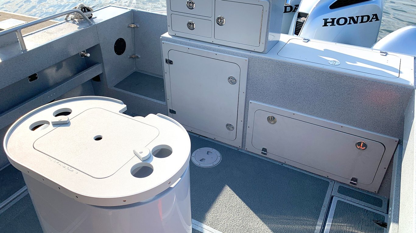 ALLIED BOATS — DOMINATOR 28