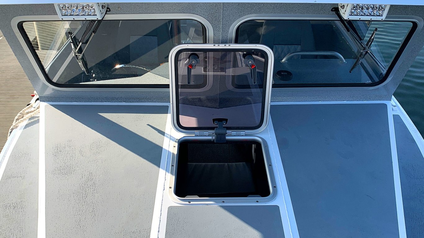 ALLIED BOATS — DOMINATOR 28