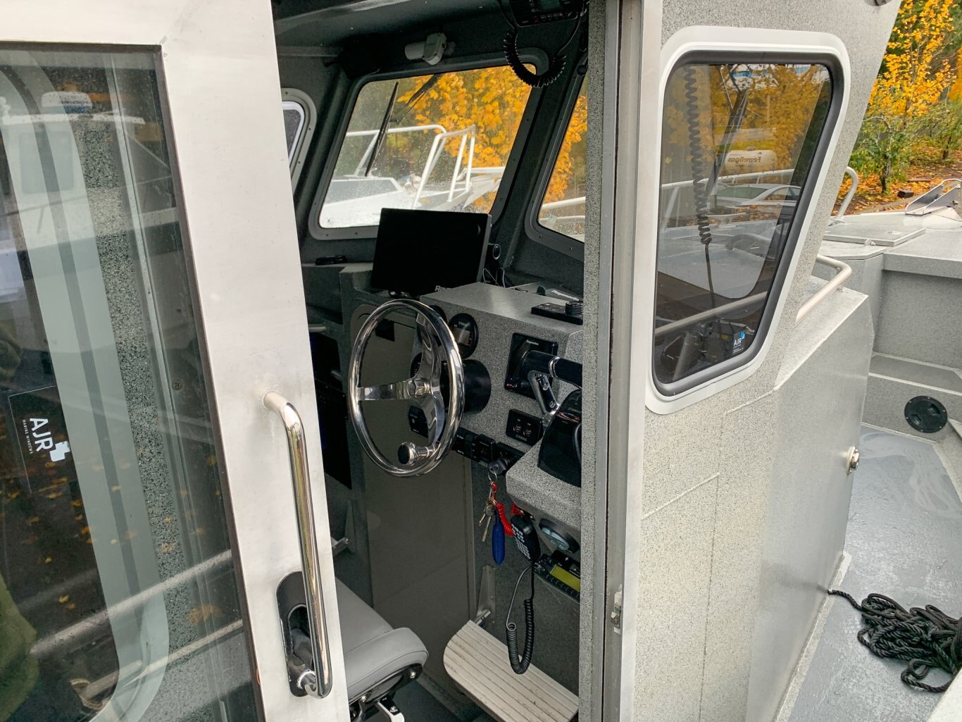 ALLIED BOATS — LIBERATOR 30